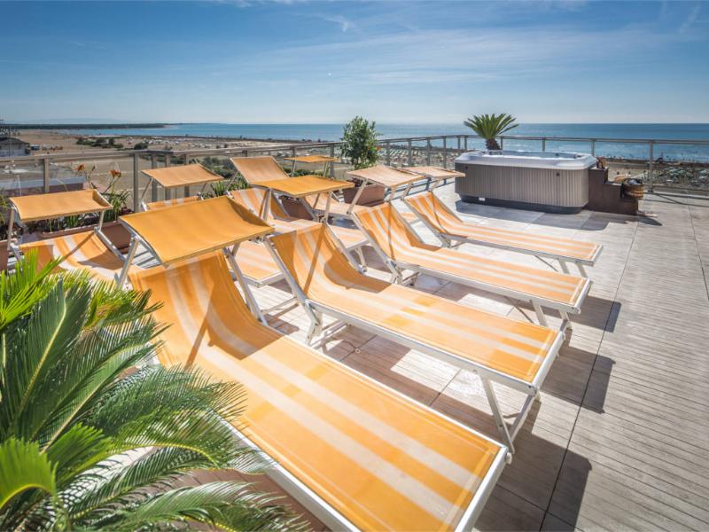Hotel Karinzia - Teras