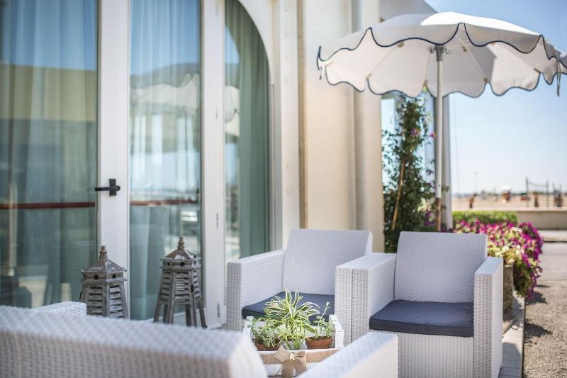 Hotel Karinzia - Teras