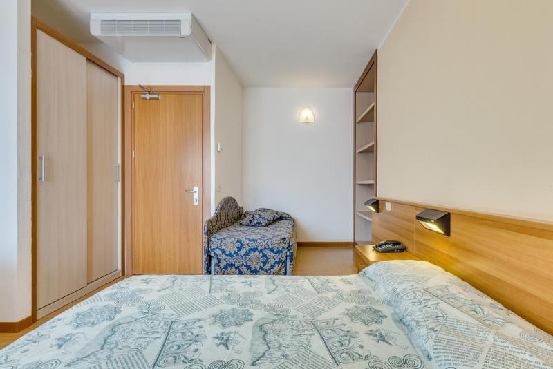 Hotel Ambassador - Oda