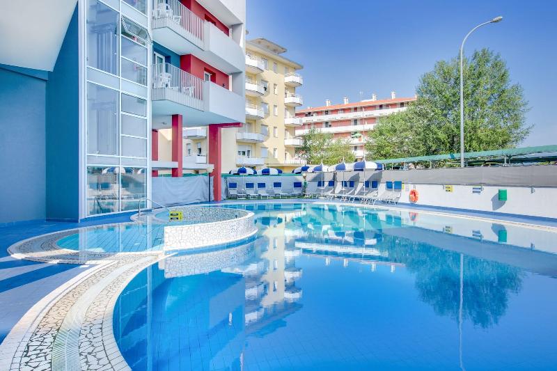 Hotel Ambassador - Havuz