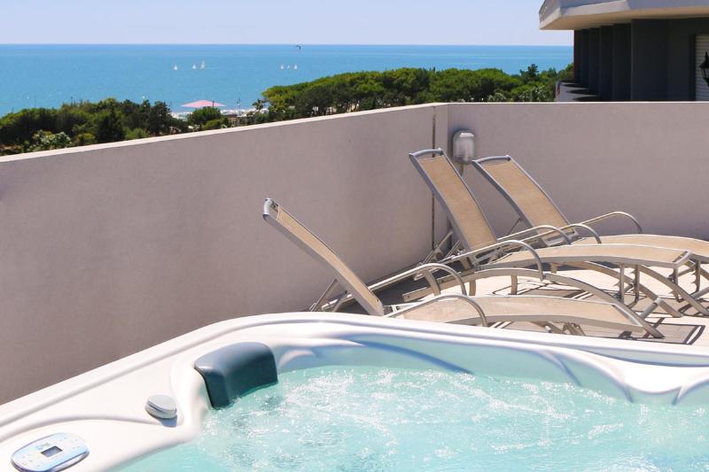 Hotel Ambassador - Teras
