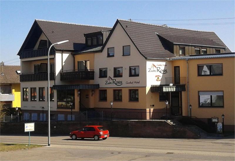 Gasthof Hotel Zum Ross - Genel