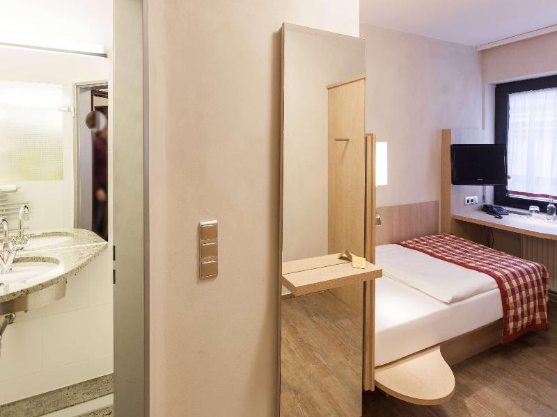 Centro Hotel Goya Wolfsburg Trademark Collection - Oda