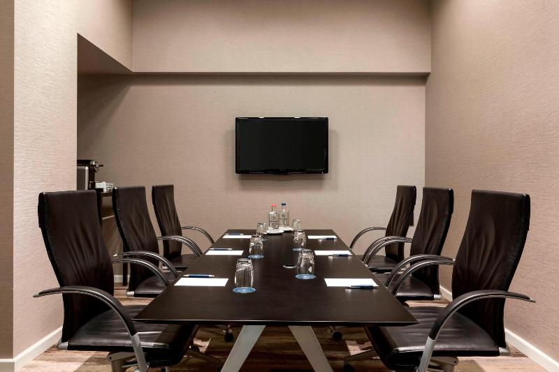 Sheraton Amsterdam Airp Htl And Conference Center - Toplantı