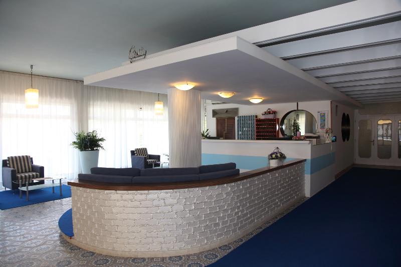 Hotel Pigalle - Lobi