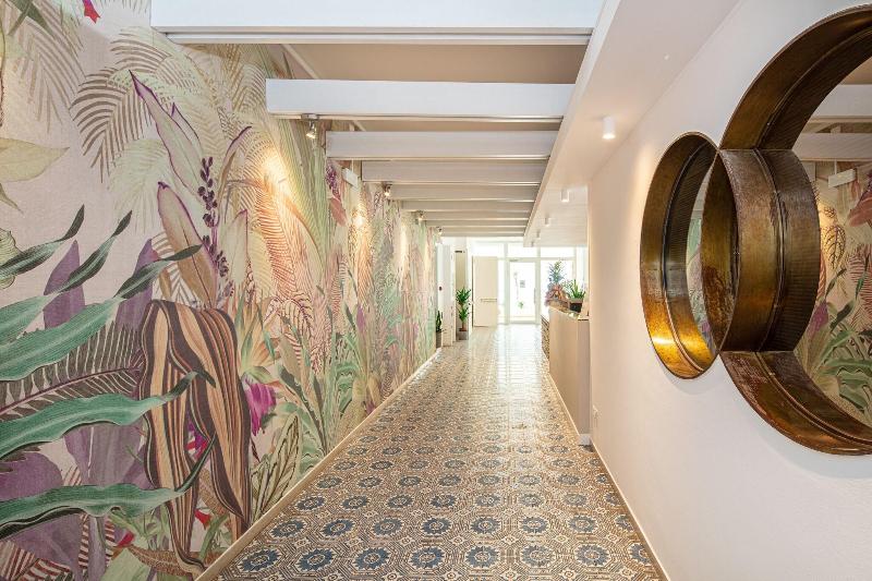 Hotel Pigalle - Lobi