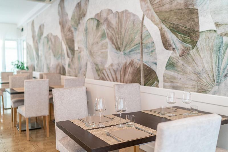 Hotel Pigalle - Restoran