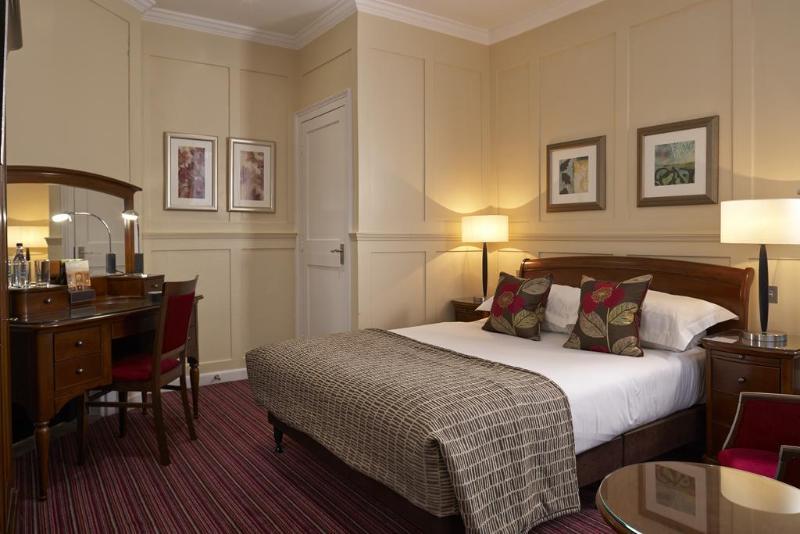 Sir Christopher Wren Hotel & Spa - Genel