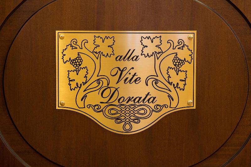 Alla Vite Dorata - Lobi