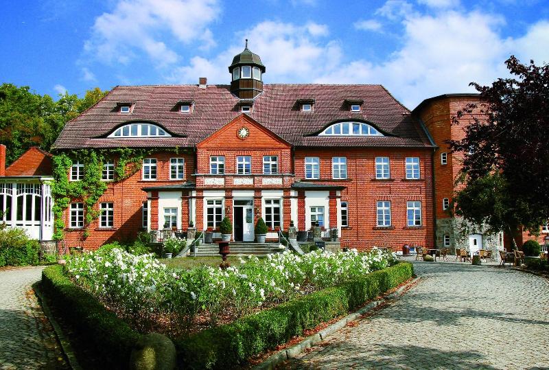 Schloss Basthorst - Genel