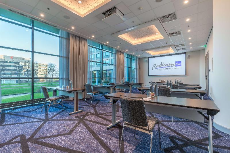 Radisson Blu Amsterdam Airport - Toplantı
