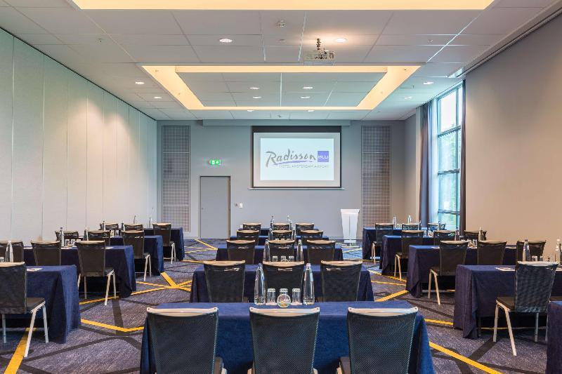 Radisson Blu Amsterdam Airport - Toplantı