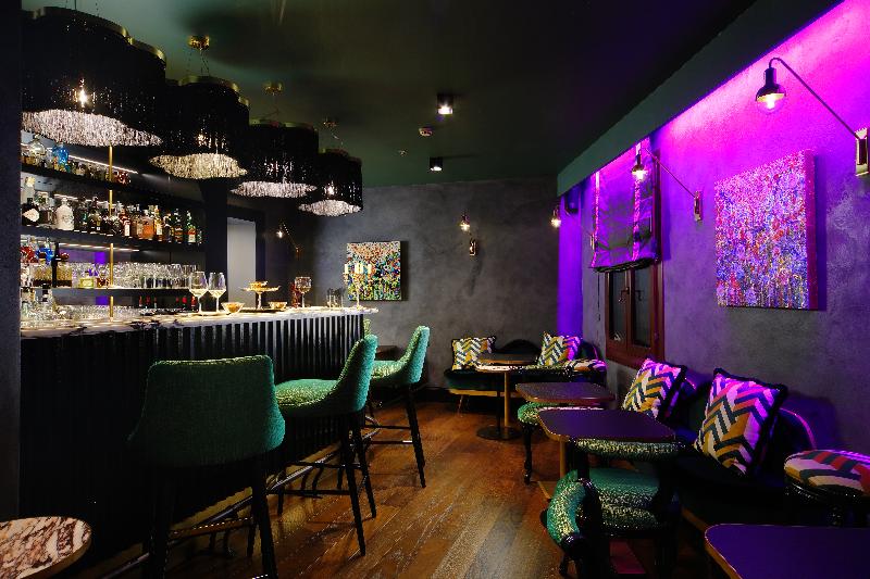 Aqua Palace - Bar