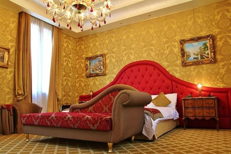 Pesaro Palace - Oda