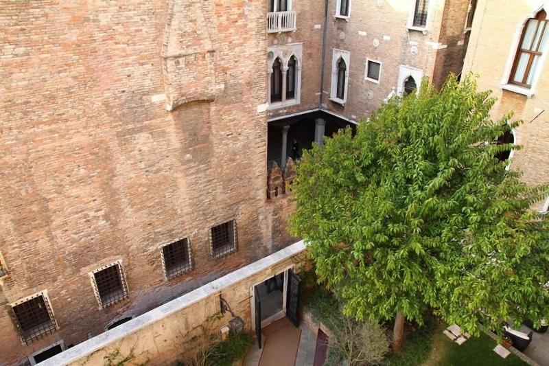Pesaro Palace - Oda