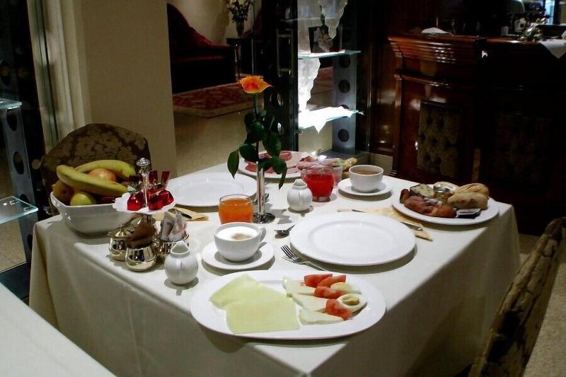 Pesaro Palace - Restoran