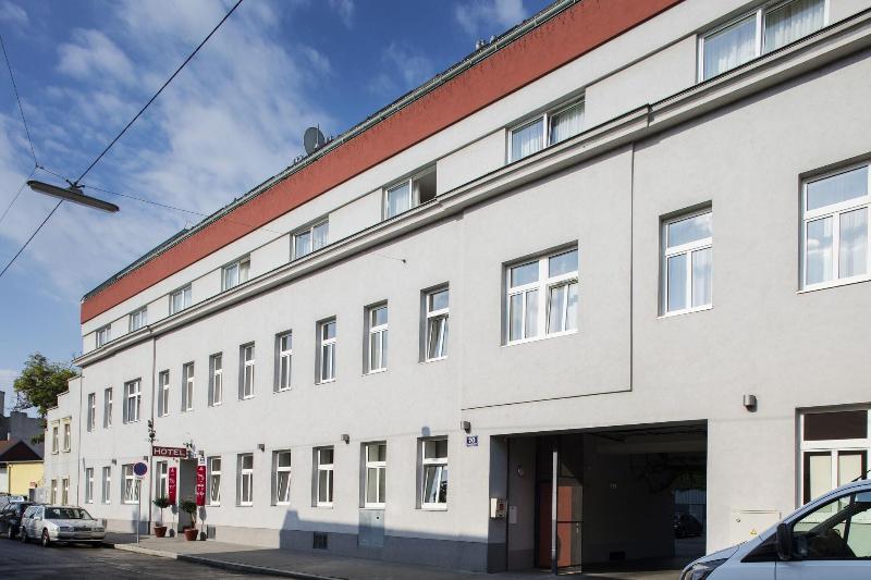 Hotel Hahn - Genel