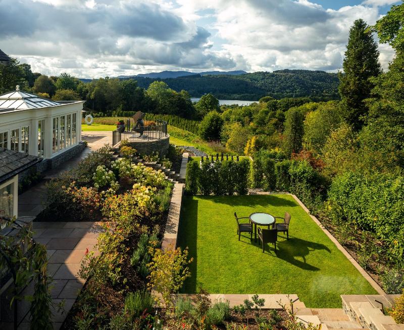 Linthwaite House - Genel