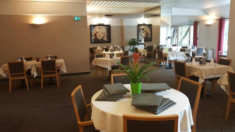 Les Oliviers - Restoran