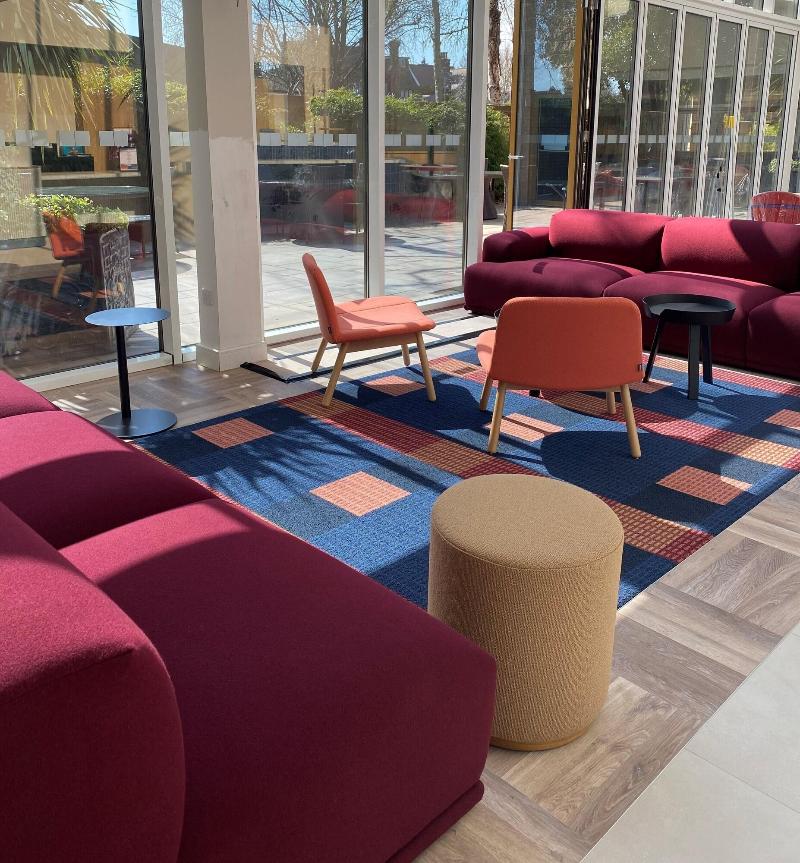 Holiday Inn Express Windsor - Genel