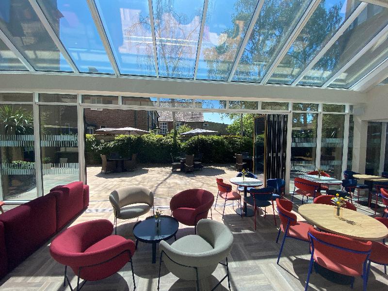 Holiday Inn Express Windsor - Genel