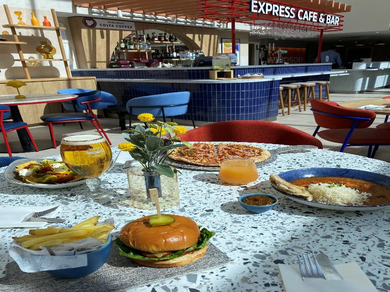 Holiday Inn Express Windsor - Restoran