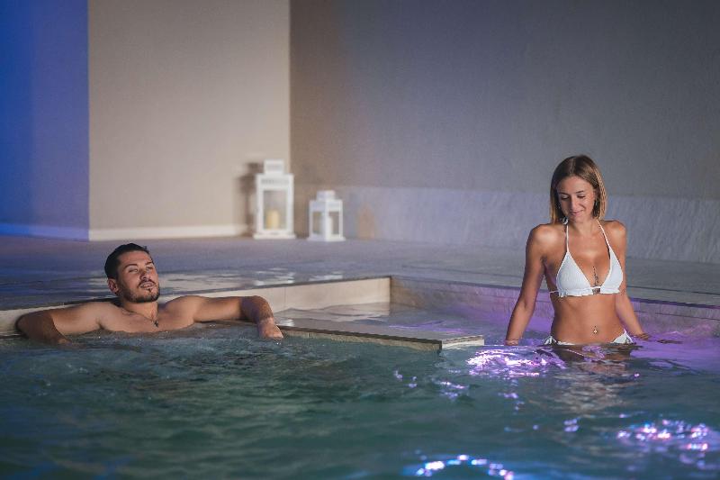 Horizon Wellness & Spa Resort BW Signature - Havuz