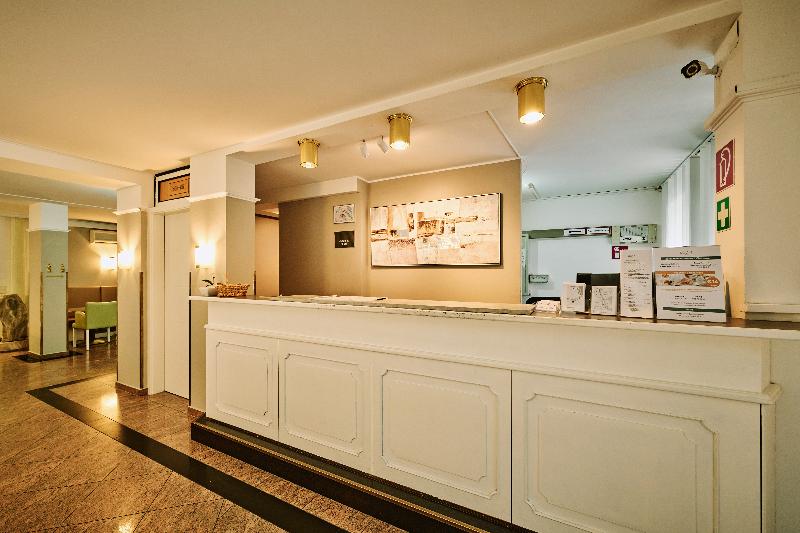 Hotel Deutschmeister - Lobi