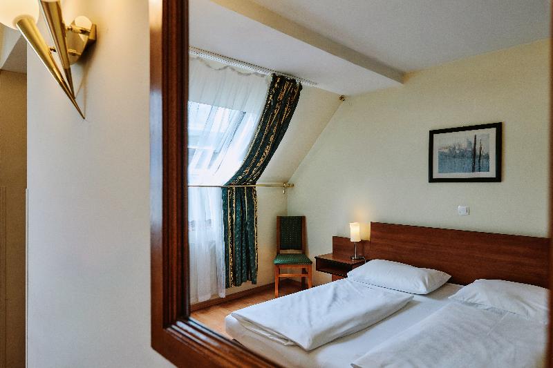 Hotel Deutschmeister - Oda