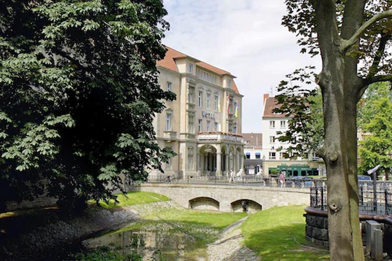 Deutsches Haus - Genel