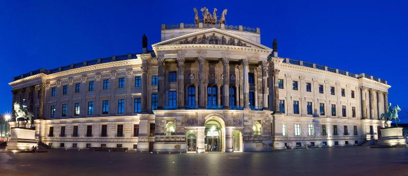 Deutsches Haus - Genel