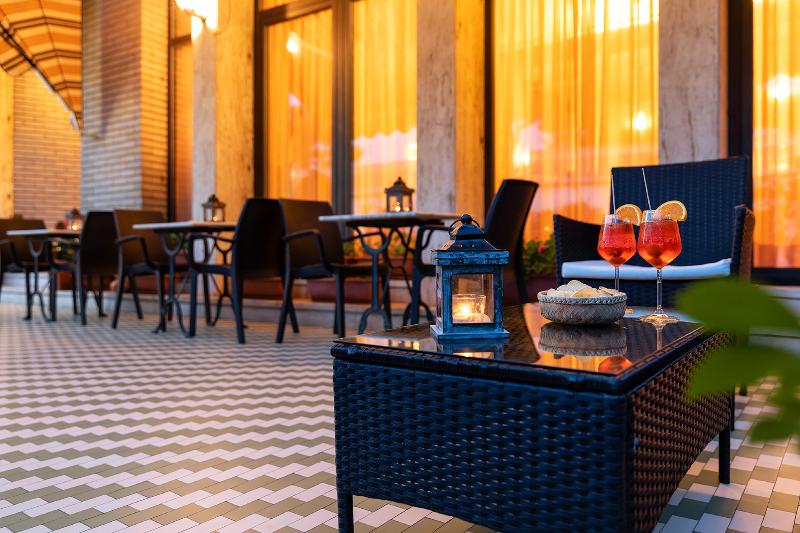 Hotel Rivamare - Teras
