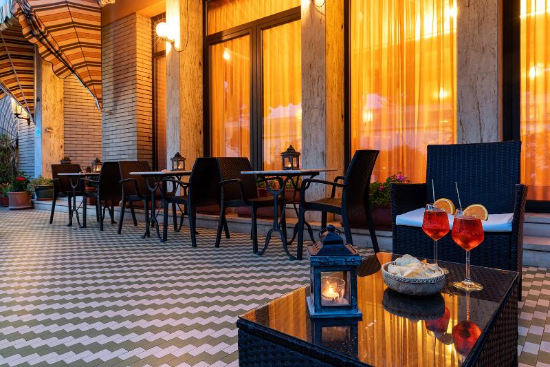 Hotel Rivamare - Teras