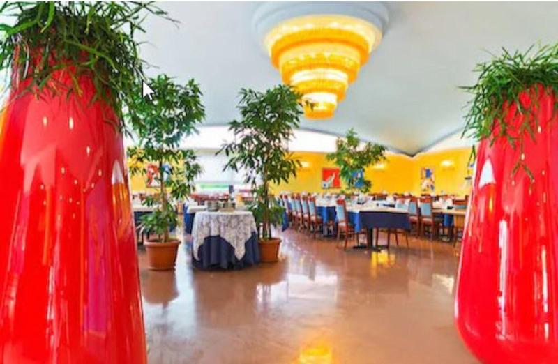 Grand Esplanada - Restoran