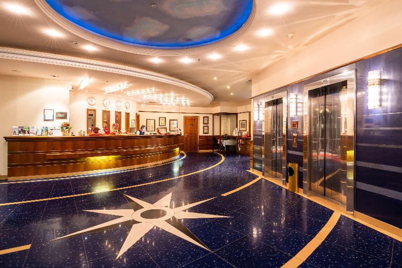 PLAZA Premium Schwerin - Lobi