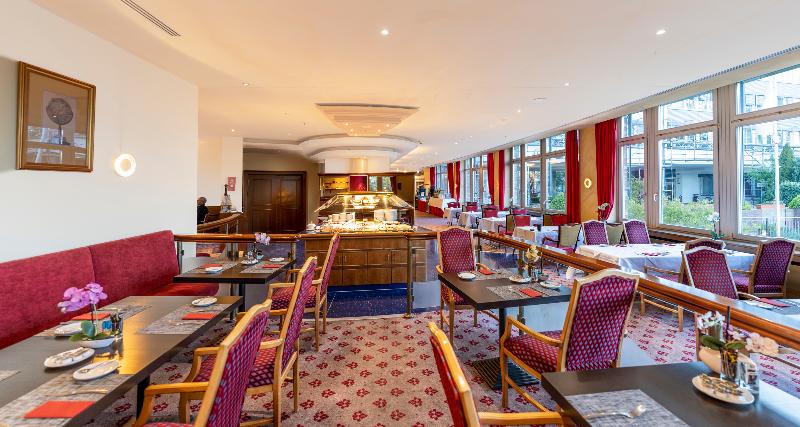 PLAZA Premium Schwerin - Restoran