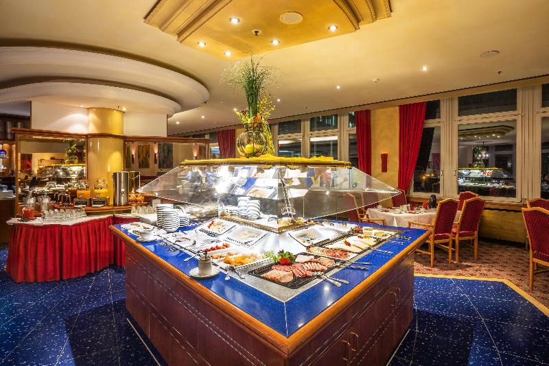 PLAZA Premium Schwerin - Restoran