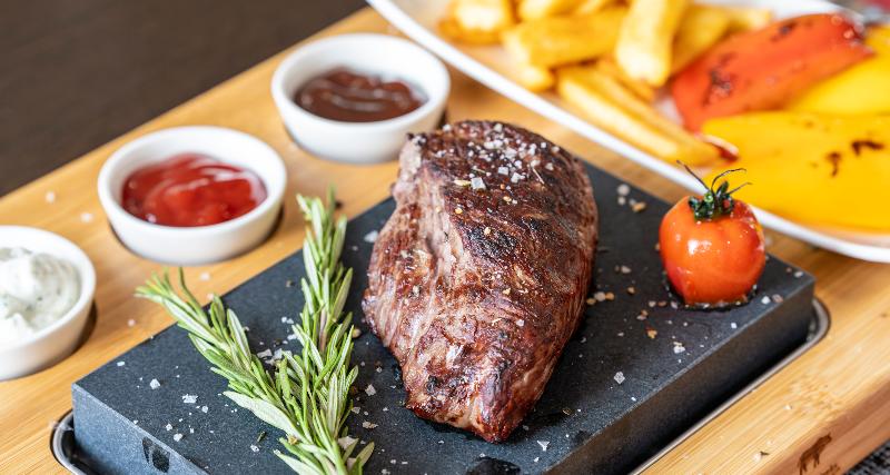 PLAZA Premium Schwerin - Restoran