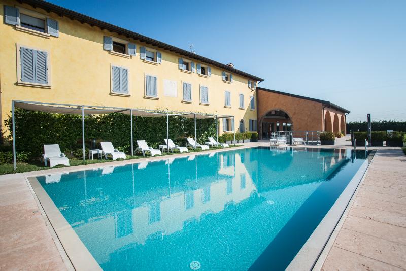 Hotel Corte del Paggio - Havuz