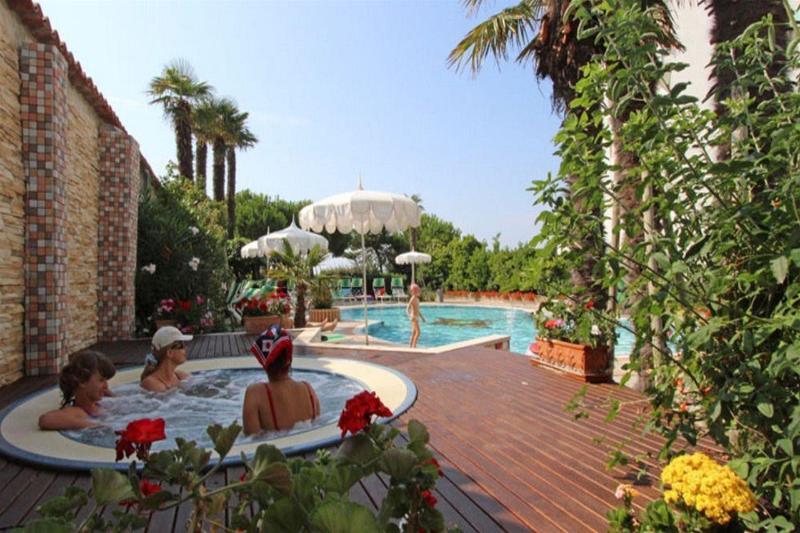 Park Hotel Cellini - Genel