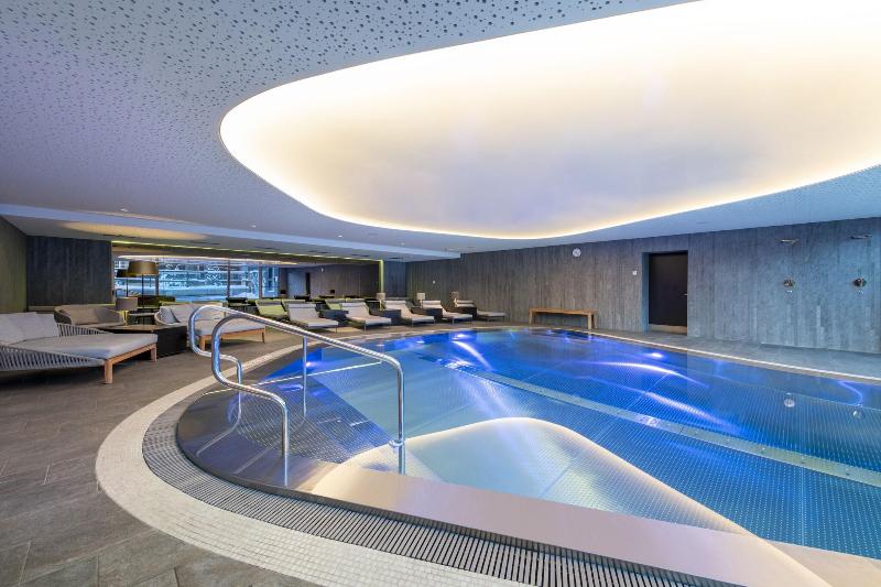 W Verbier - Havuz