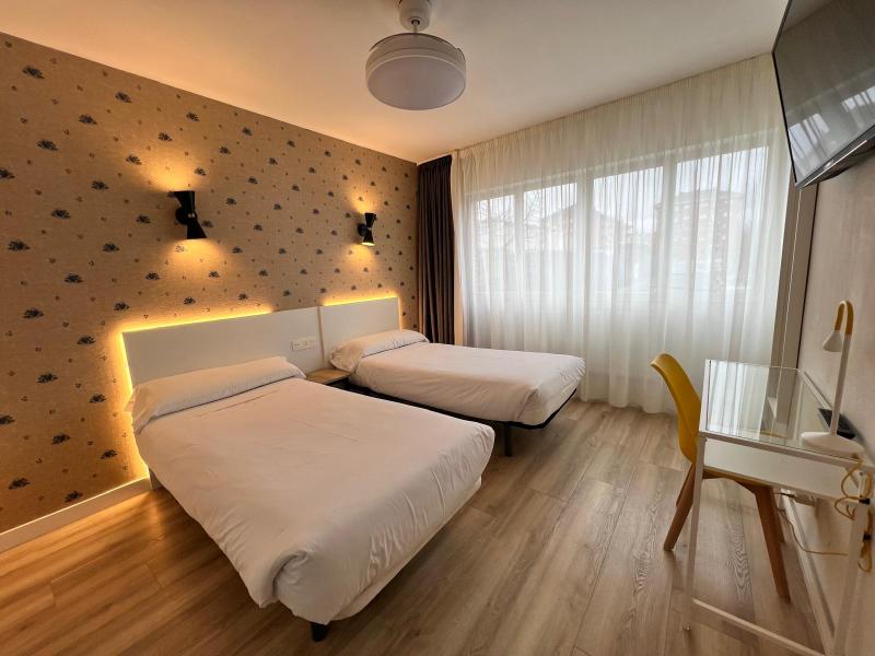 IRAIPE Hotel Gorbea - Oda