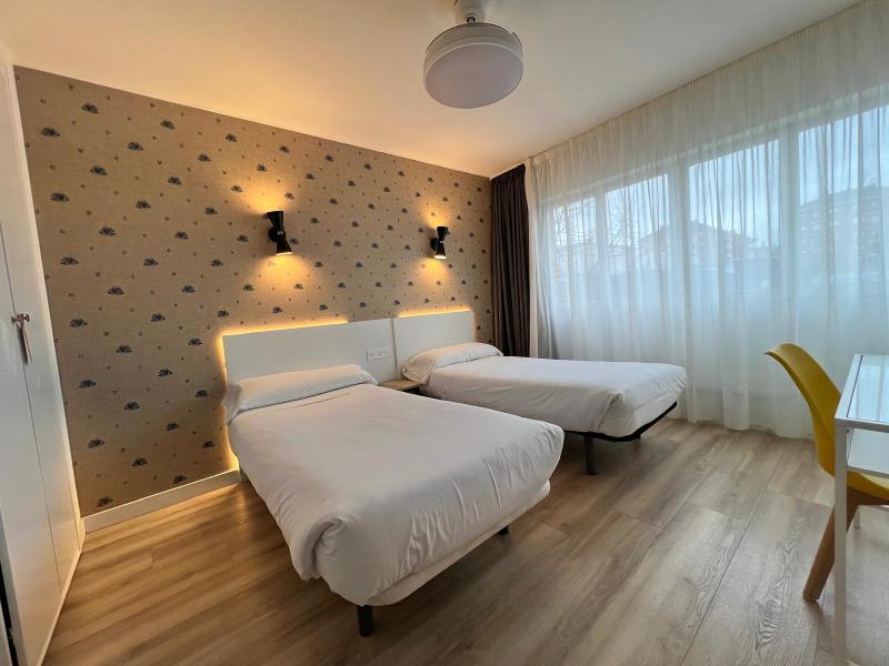 IRAIPE Hotel Gorbea - Oda