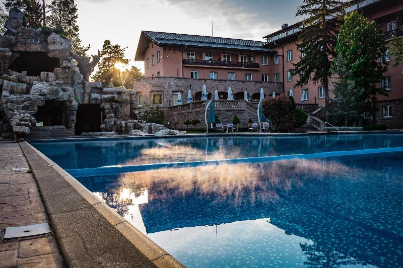 Spa Hotel Dvoretsa - Genel
