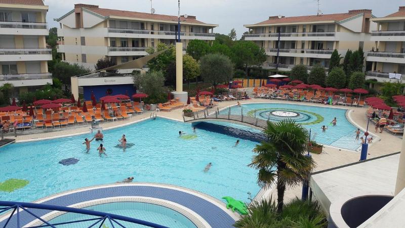 Aparthotel Planetarium Resort - Havuz