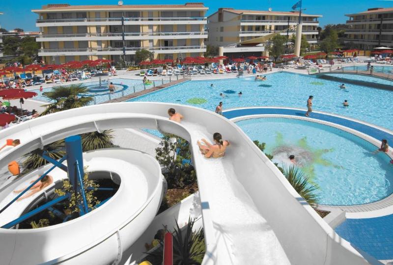Aparthotel Planetarium Resort - Havuz