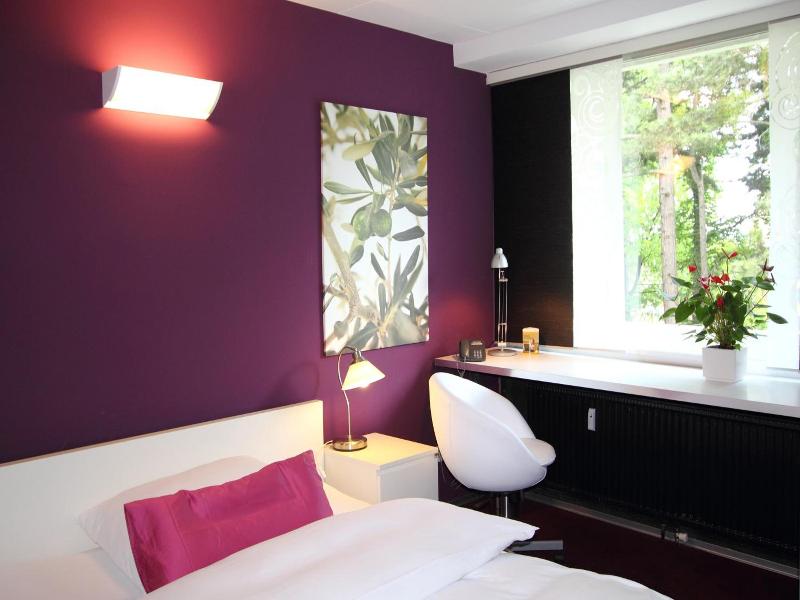 College Garden Hotel - Oda