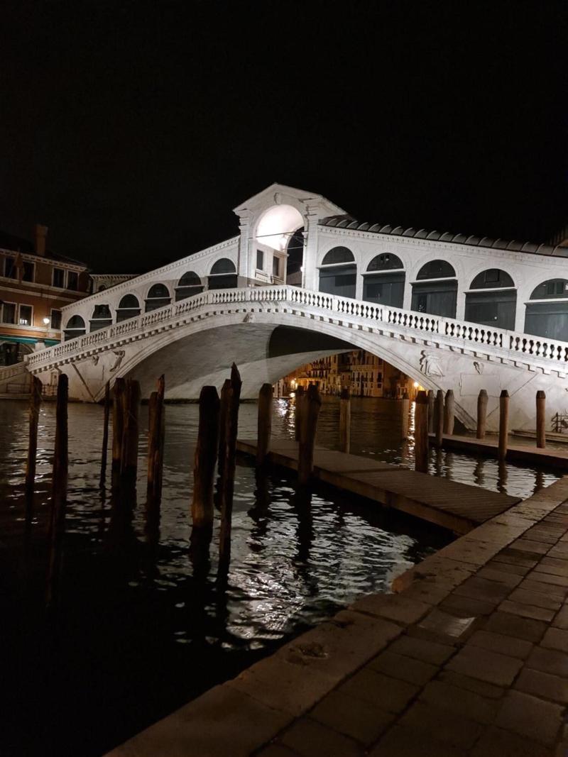 Friendly Venice - Genel