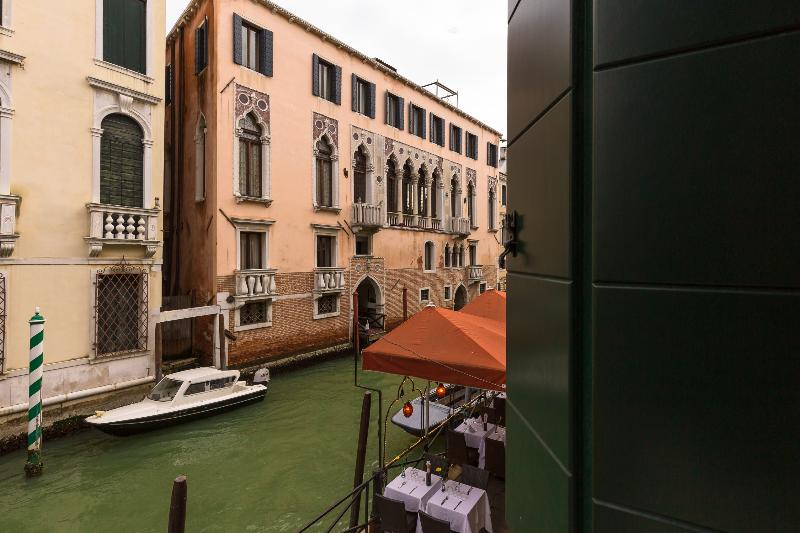 Liassidi Palace - Oda