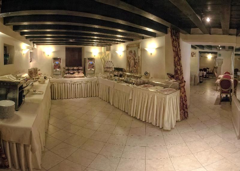 Liassidi Palace - Restoran